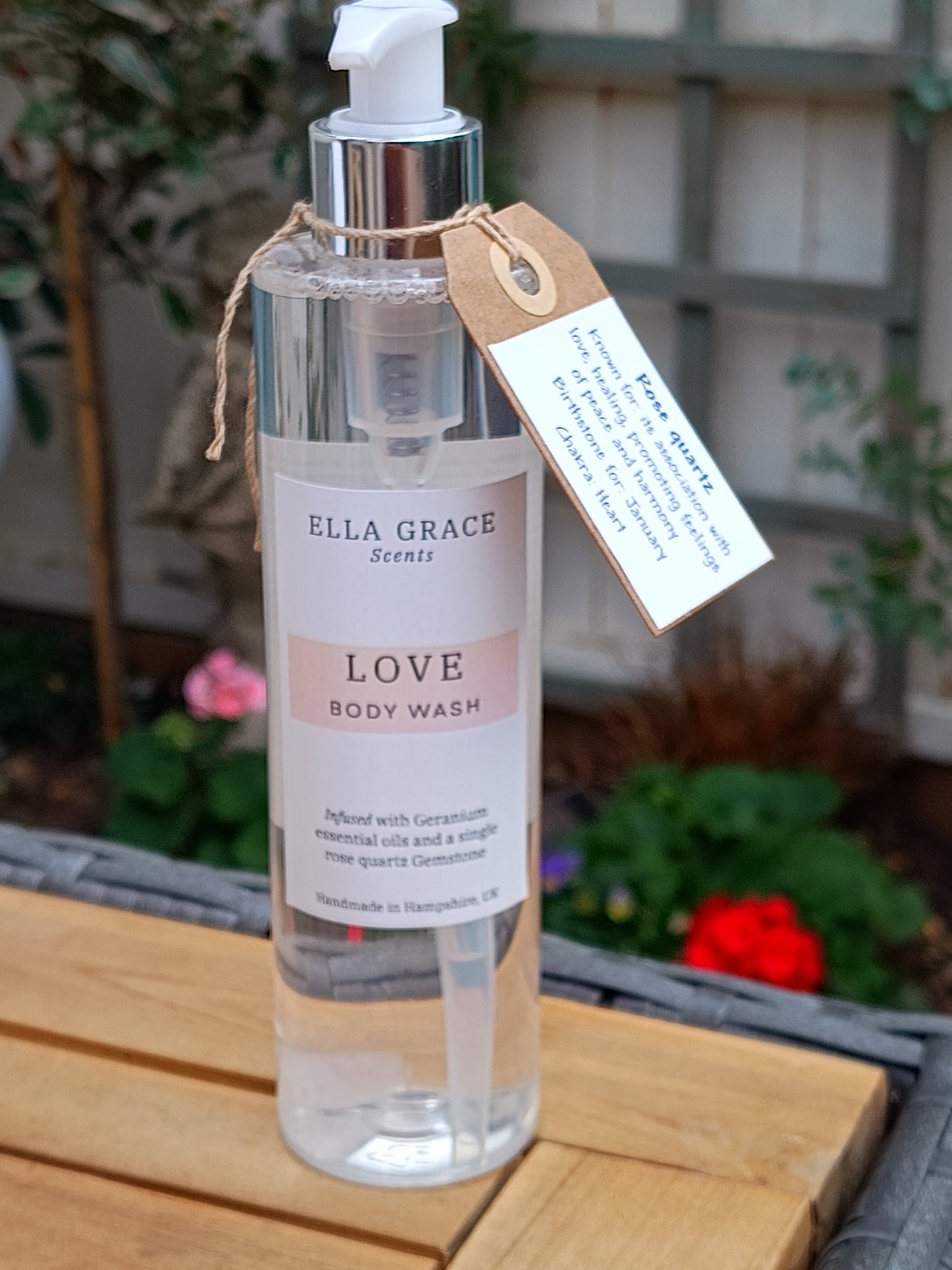 Love - Rose quartz crystal body wash Geranium essential oil