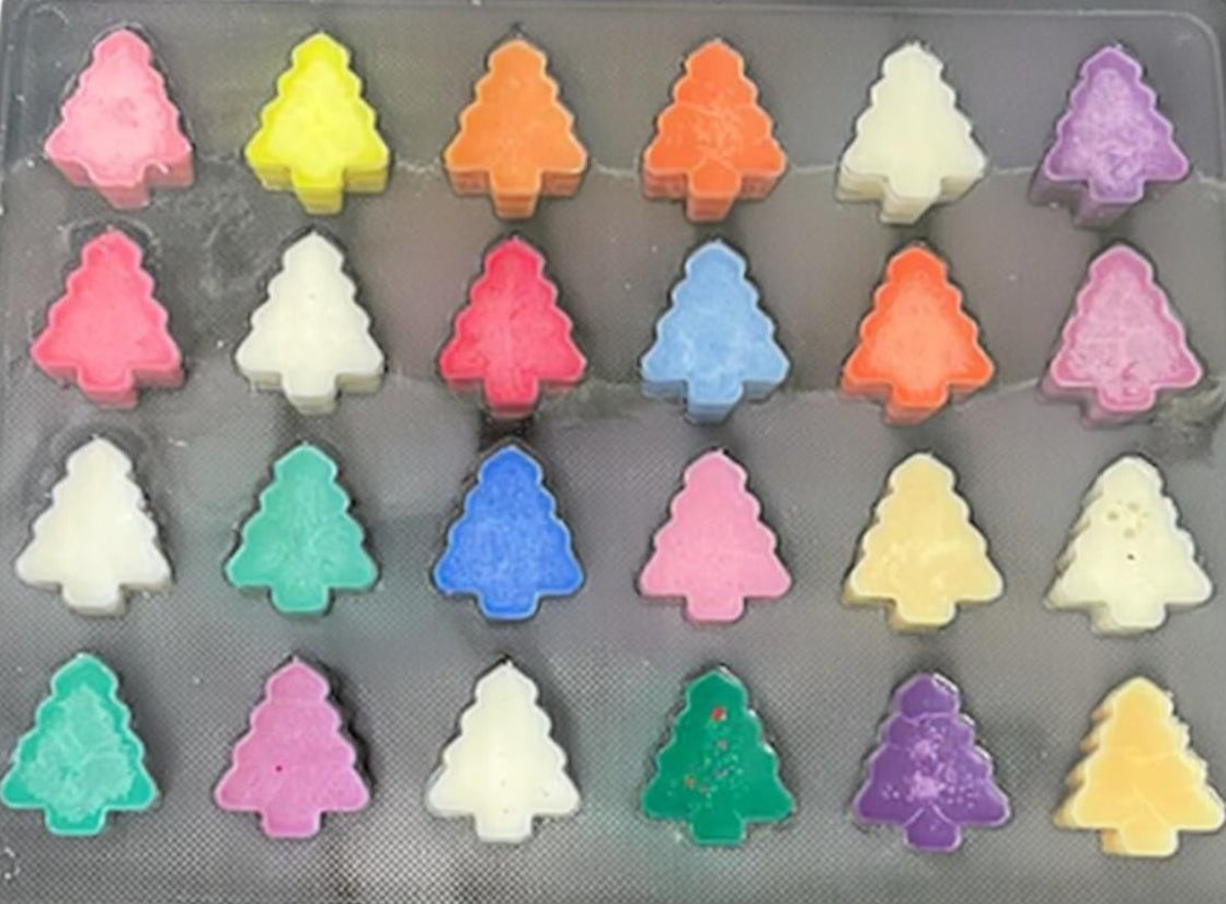 wax melts with Christmas tree in various colours advent calendar