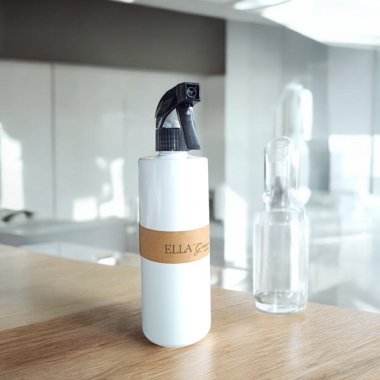 Eco friendly reusable spray bottle